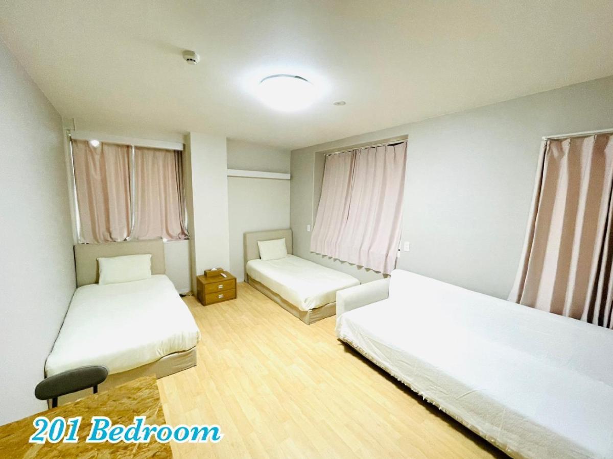 เอ็มซิตี้อินวากาซะ Hotel นาฮะ ภายนอก รูปภาพ